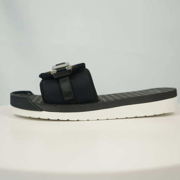 Dior X Alyx Black Buckle Sandals - Picture 3 of 9